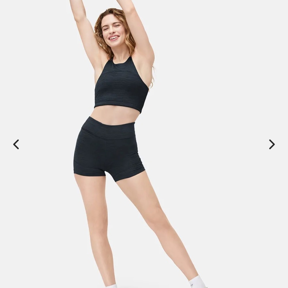 Outdoor Voices Move Free 3.5” Shorts